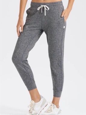 Vuori Heathered Charcoal Active Performance Joggers - size M